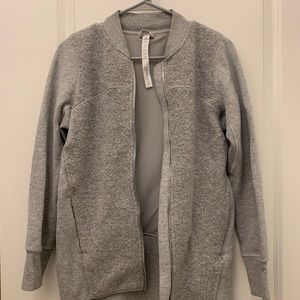 Lululemon gray sweater